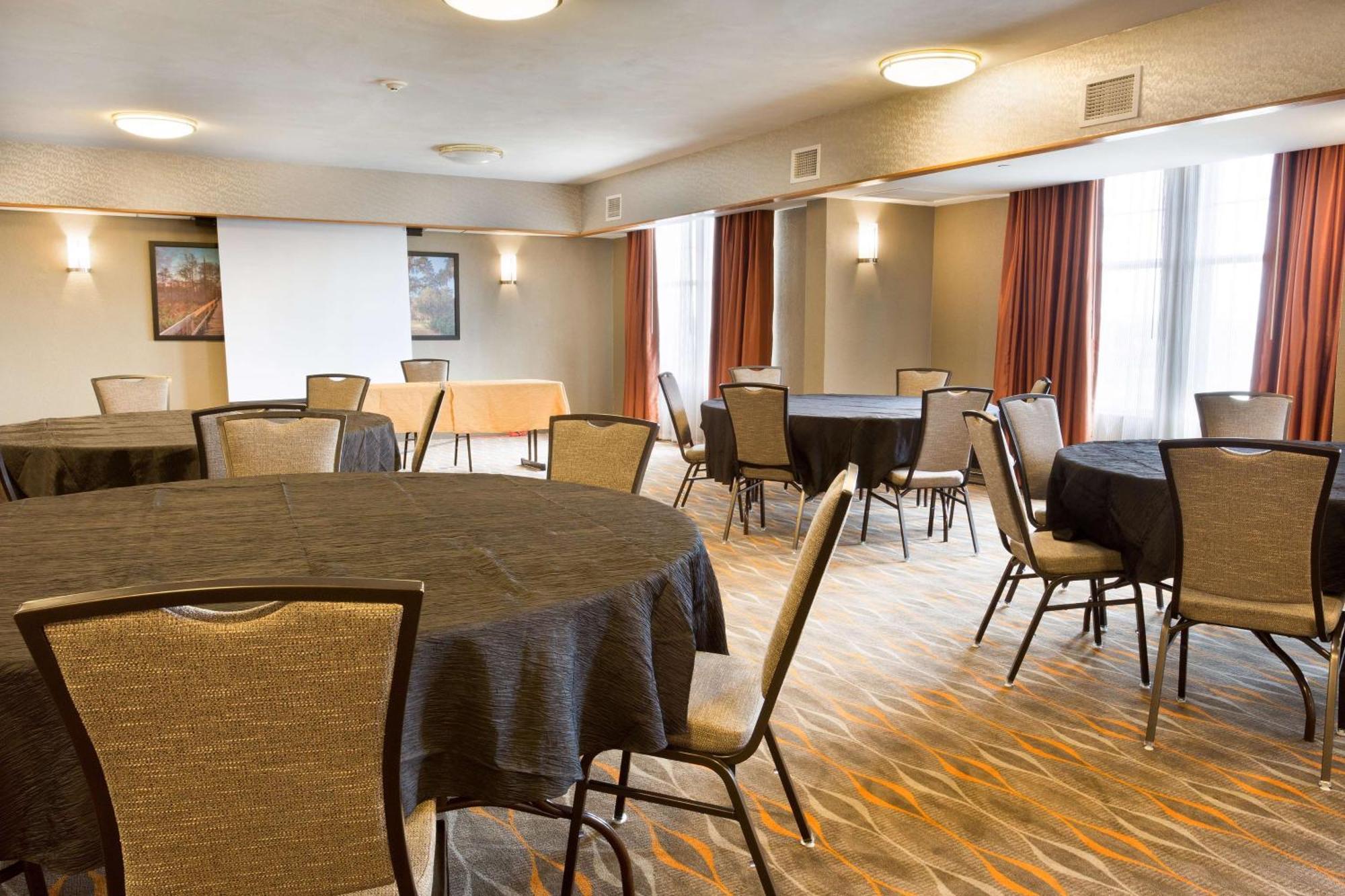Drury Inn & Suites Lafayette La Экстерьер фото